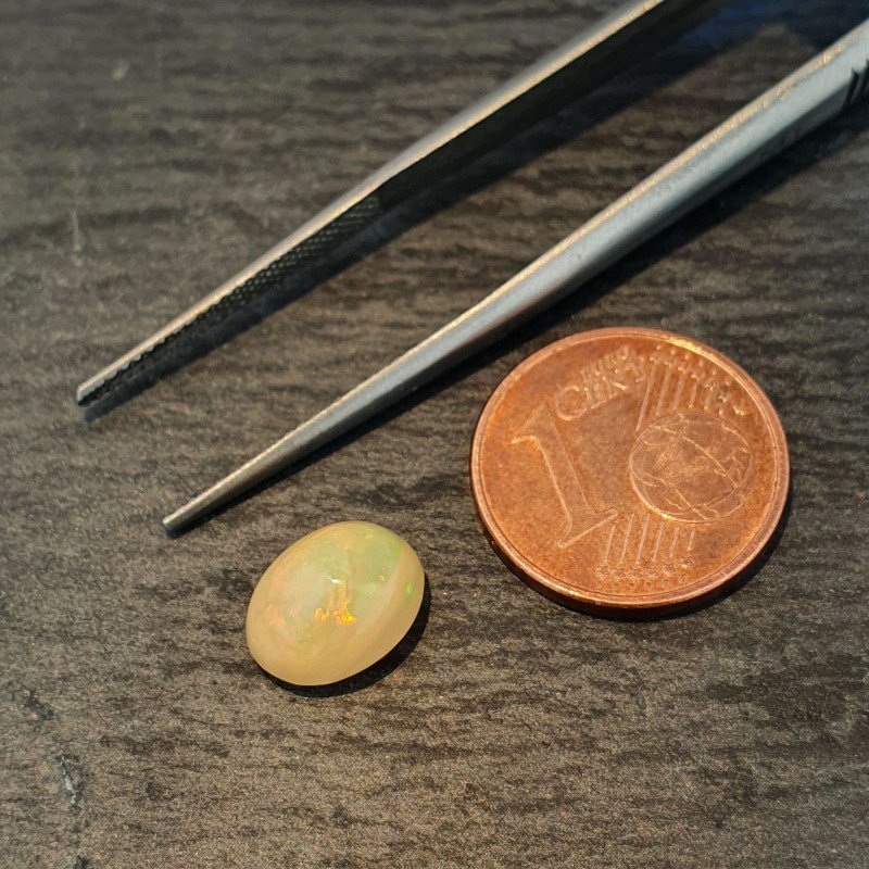 Opale Etiope 'Welo' Naturale Forma Ovale Piatto Cabochon Liscio Fatto a Mano 10X8X5,60mm 1.90 Carati 1pz