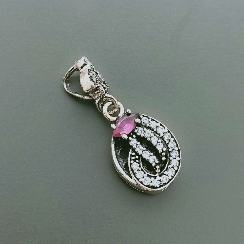Ciondolo Di Argento 925 con Radice di Rubino Marquise e Zirconi Stile Etnico