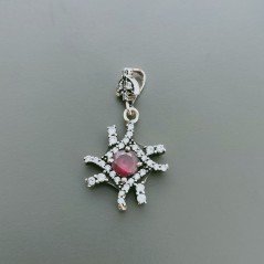 Ciondolo Di Argento 925 con Radice di Rubino Tondo e Zirconi Stile Etnico