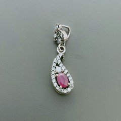 Ciondolo Di Argento 925 con Radice di Rubino Ovale e Zirconi Stile Etnico