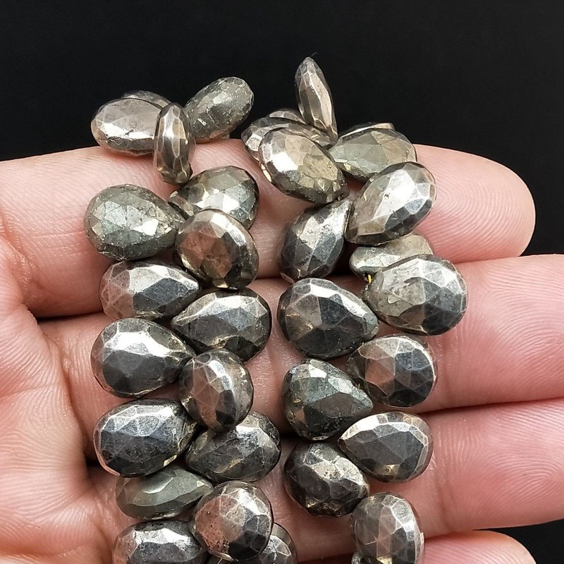 Pirite Naturale in Perline Forma Goccia Piatto Sfaccettato a Mano Foro Laterale