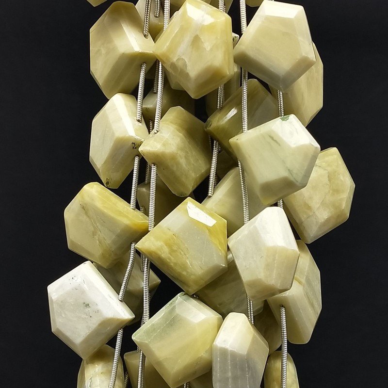 Giada Lemon Naturale Perline Forma Diamante Piatto Foro Laterale Sfaccettato A Mano