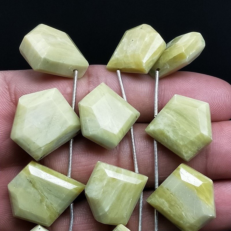Giada Lemon Naturale Perline Forma Diamante Piatto Foro Laterale Sfaccettato A Mano