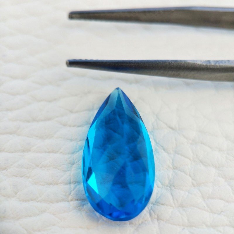 Topazio Azzurro Blu Svizzero Idrotermale Taglio Goccia Sfaccettata a Mano Gemma Sciolta 19X9X5-6mm 6,15 Carati 1pz