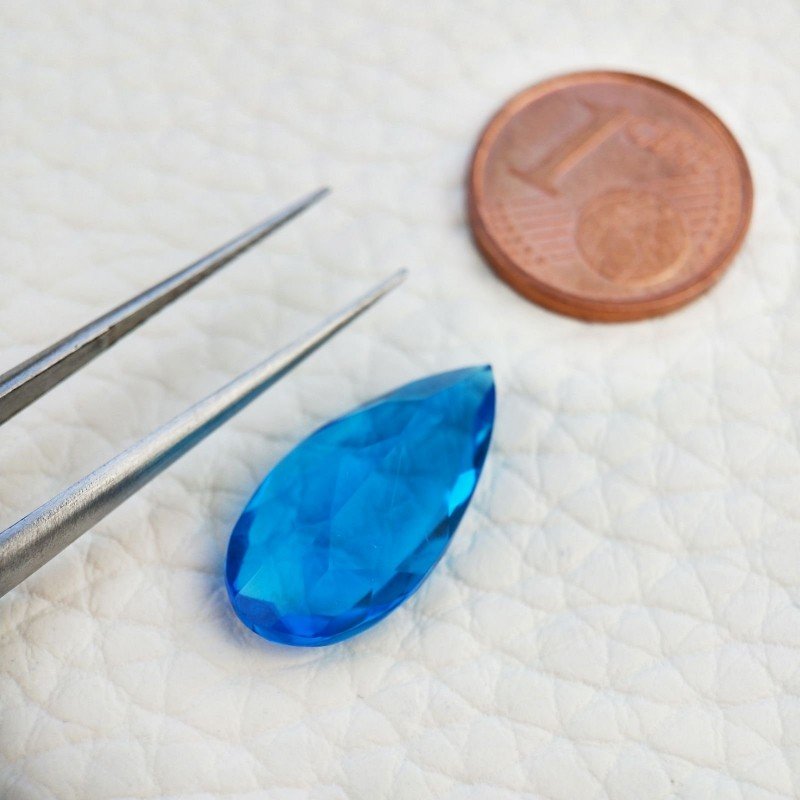 Topazio Azzurro Blu Svizzero Idrotermale Taglio Goccia Sfaccettata a Mano Gemma Sciolta 19X9-10X5-6mm 6,35 Carati 1pz Topazio Azzurro Blu Svizzero Idrotermale Taglio Goccia Sfaccettata a Mano Gemma Sciolta 19X9-10X5-6mm 6,35 Carati 1pz