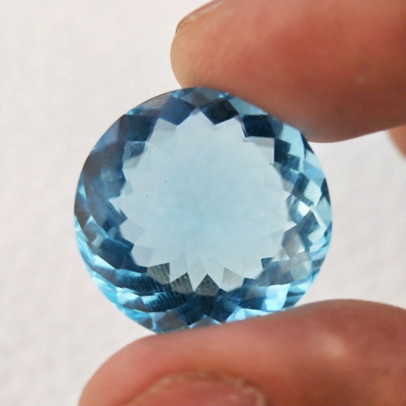 Acquamarina Idrotermale Taglio Tondo Sfaccettata a Mano Gemma Sciolta 20X20X11mm 23,40 Carati 1pz