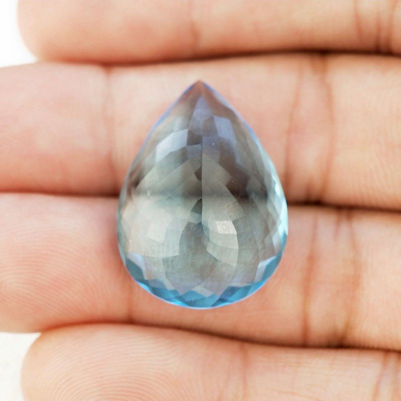 Acquamarina Idrotermale Taglio Goccia Sfaccettata a Mano Gemma Sciolta 25X18X8mm 21,65 Carati 1pz