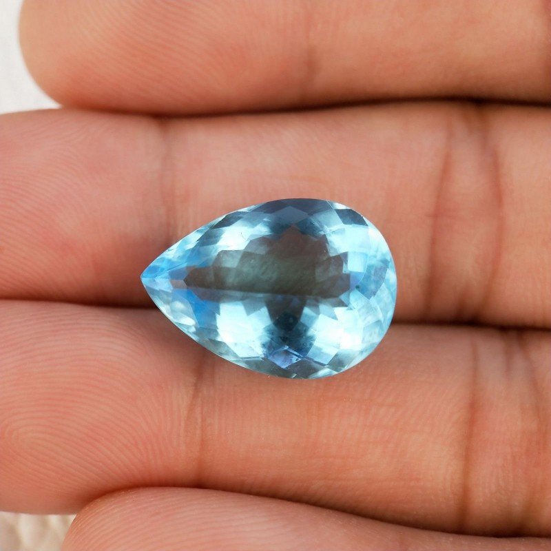 Acquamarina Idrotermale Taglio Goccia Sfaccettata a Mano Gemma Sciolta 18X13X8mm 11,10 Carati 1pz