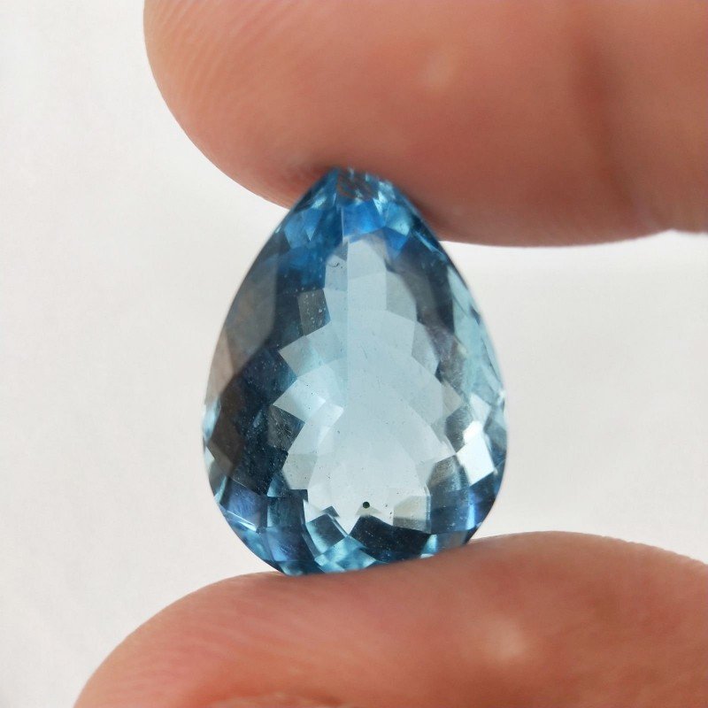 Acquamarina Idrotermale Taglio Goccia Sfaccettata a Mano Gemma Sciolta 18X13X8mm 11,10 Carati 1pz