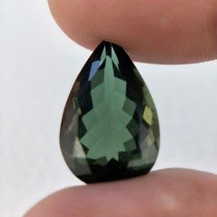 Tormalina Verde Idrotermale Taglio Goccia Sfaccettata a Mano Gemma Sciolta 20X13X8mm 11,80 Carati 1pz