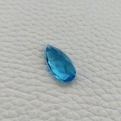Topazio Azzurro Idrotermale Taglio Goccia Sfaccettata a Mano Gemma Sciolta 19X10X6mm 7,15 Carati 1pz