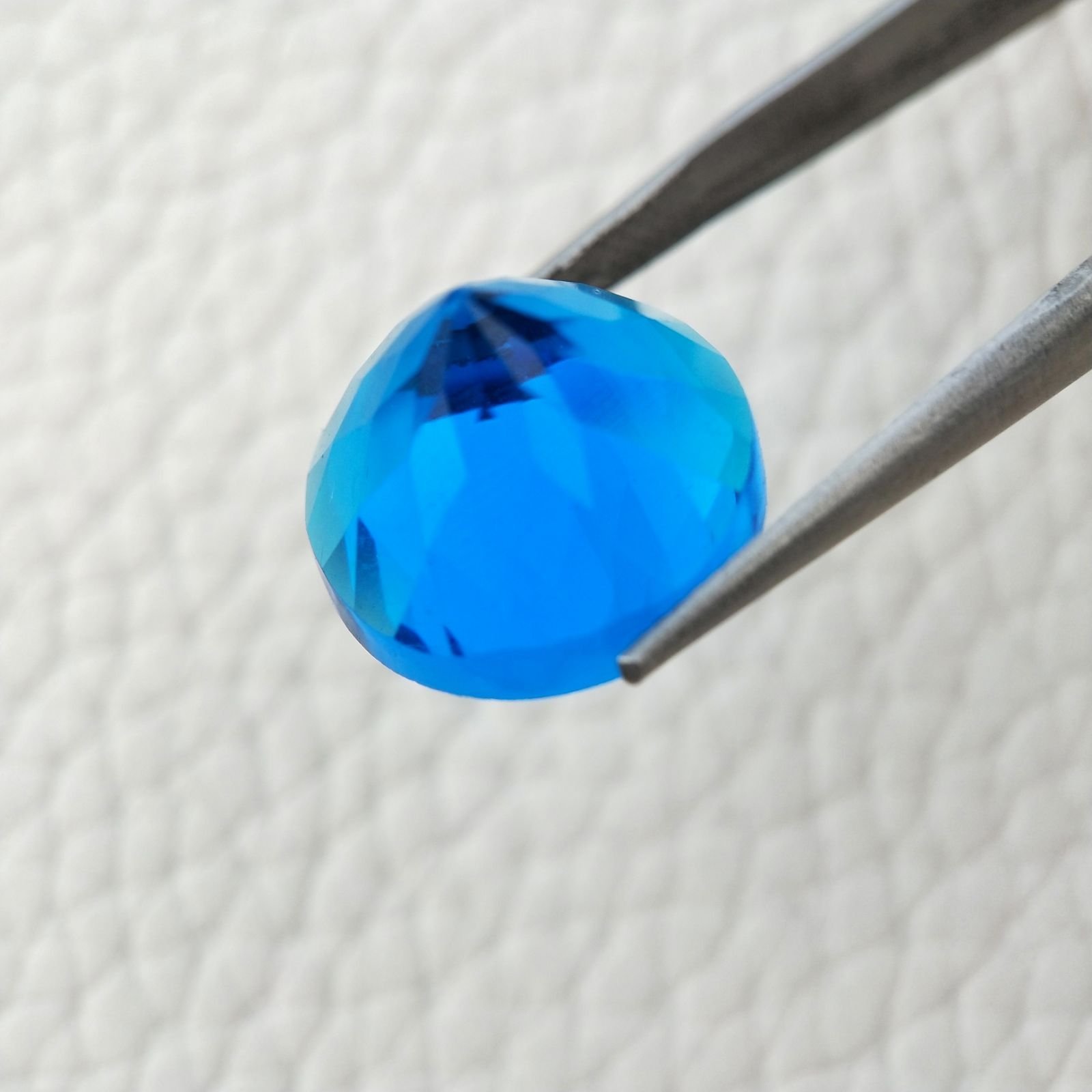 Topazio Azzurro Blu Svizzero Idrotermale Taglio Cupola Tondo Sfaccettata a Mano Gemma Sciolta 16X16X10-11mm 14,00 Carati 1pz