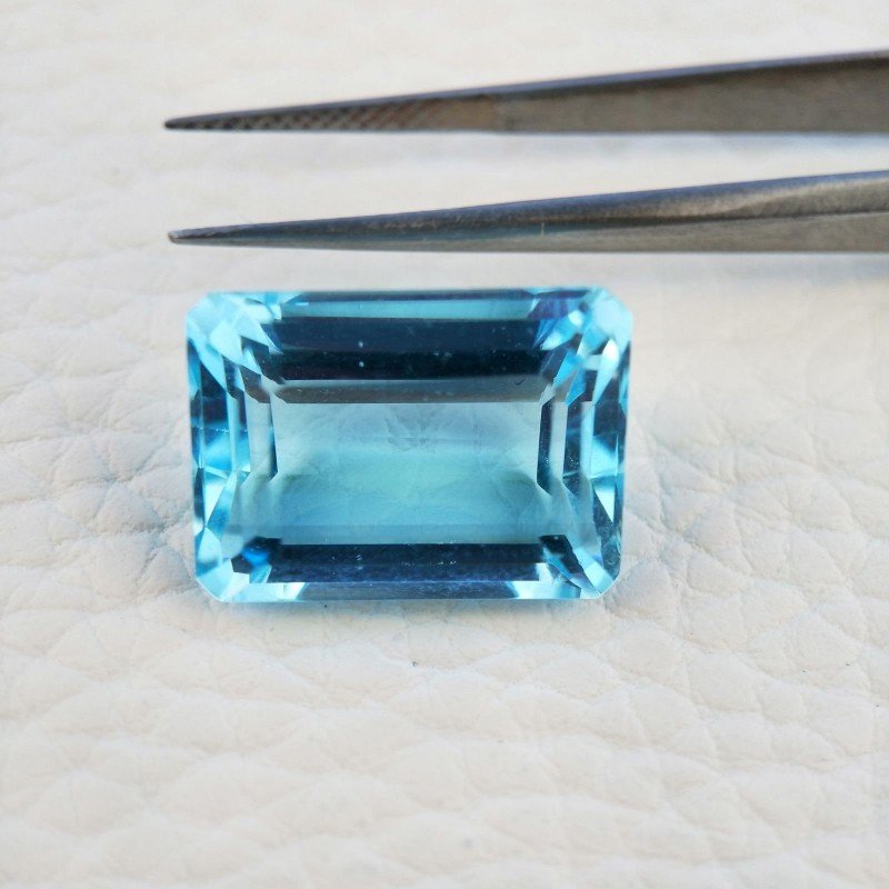 Acquamarina Idrotermale Taglio Smeraldo Ottagono Sfaccettata a Mano Gemma Sciolta 18X13X9mm 16,30 Carati 1pz