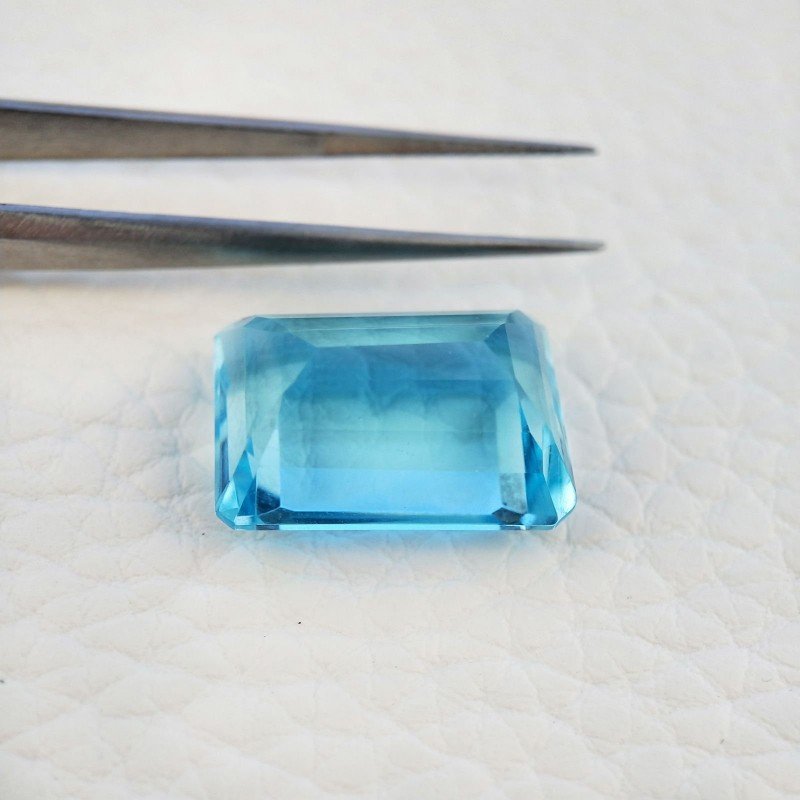 Acquamarina Idrotermale Taglio Smeraldo Ottagono Sfaccettata a Mano Gemma Sciolta 18X13X9mm 16,30 Carati 1pz
