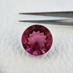 Tormalina Rubellite Idrotermale Taglio Cupola Tondo Sfaccettata a Mano Gemma Sciolta 16X16X10mm 13,25 Carati 1pz