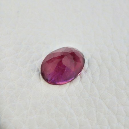 Tormalina Rubellite Idrotermale Taglio Cupola Ovale Sfaccettata a Mano Gemma Sciolta 16X12X7mm 8,10 Carati 1pz