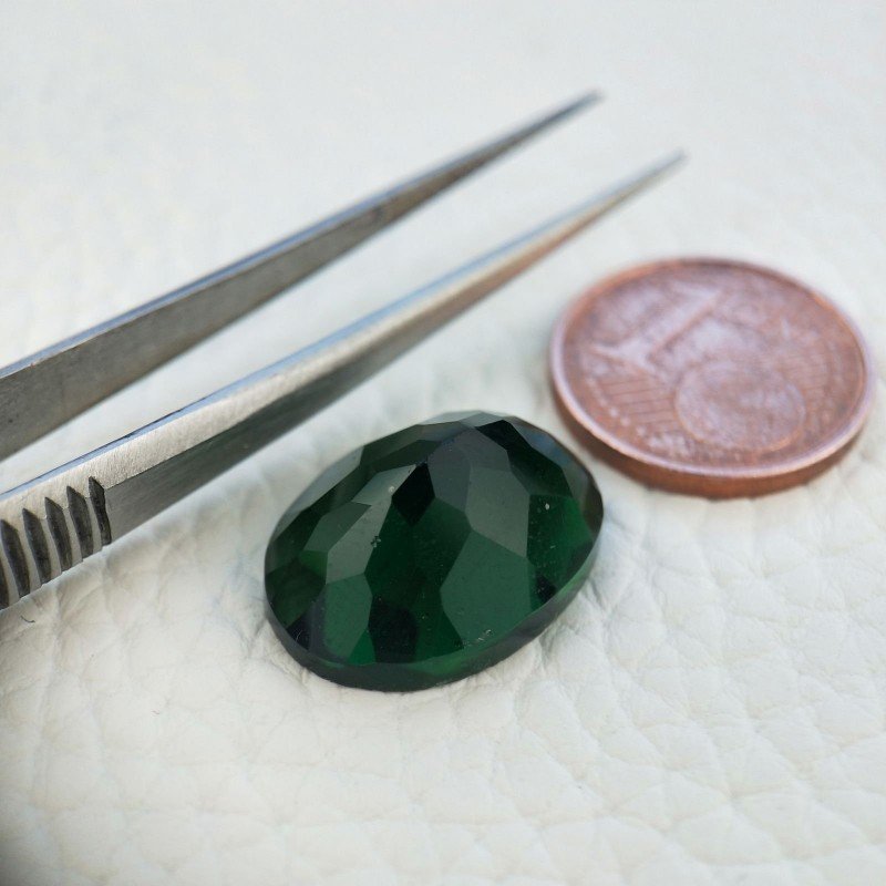 Tormalina Verde Idrotermale Taglio Cupola Ovale Sfaccettata a Mano Gemma Sciolta 17X12X7mm 9,00+ Carati 1pz