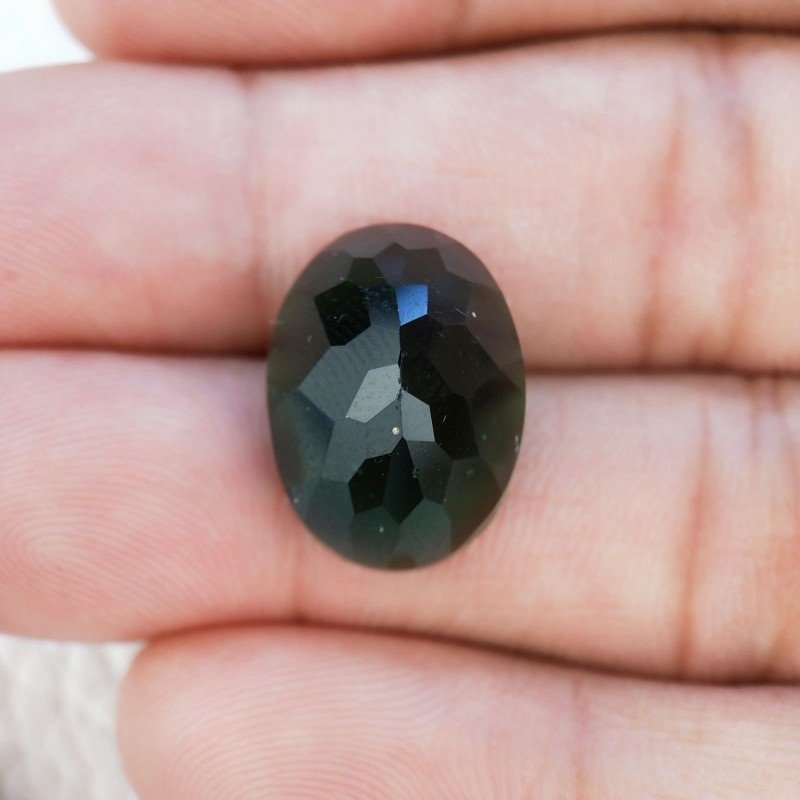 Tormalina Verde Idrotermale Taglio Cupola Ovale Sfaccettata a Mano Gemma Sciolta 17X12X7mm 9,00+ Carati 1pz