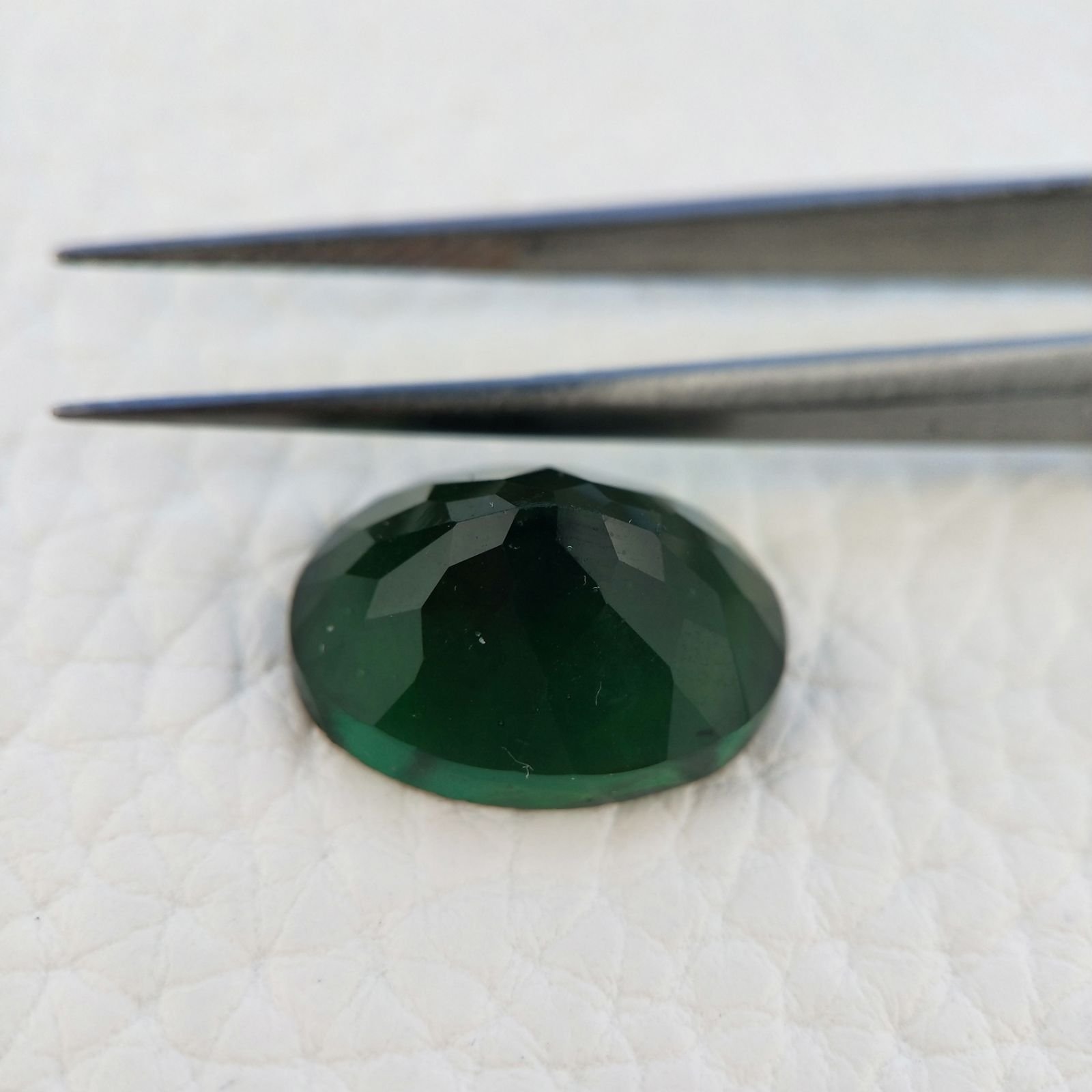 Tormalina Verde Idrotermale Taglio Cupola Ovale Sfaccettata a Mano Gemma Sciolta 16X11X8-9mm 8,80 Carati 1pz