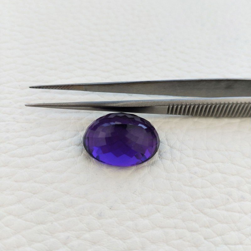 Ametista Africana Idrotermale Taglio Ovale Sfaccettata a Mano Gemma Sciolta 20X16X10mm 20,45 Carati 1pz Ametista Africana Idrotermale Taglio Ovale Sfaccettata a Mano Gemma Sciolta 20X16X10mm 20,45 Carati 1pz