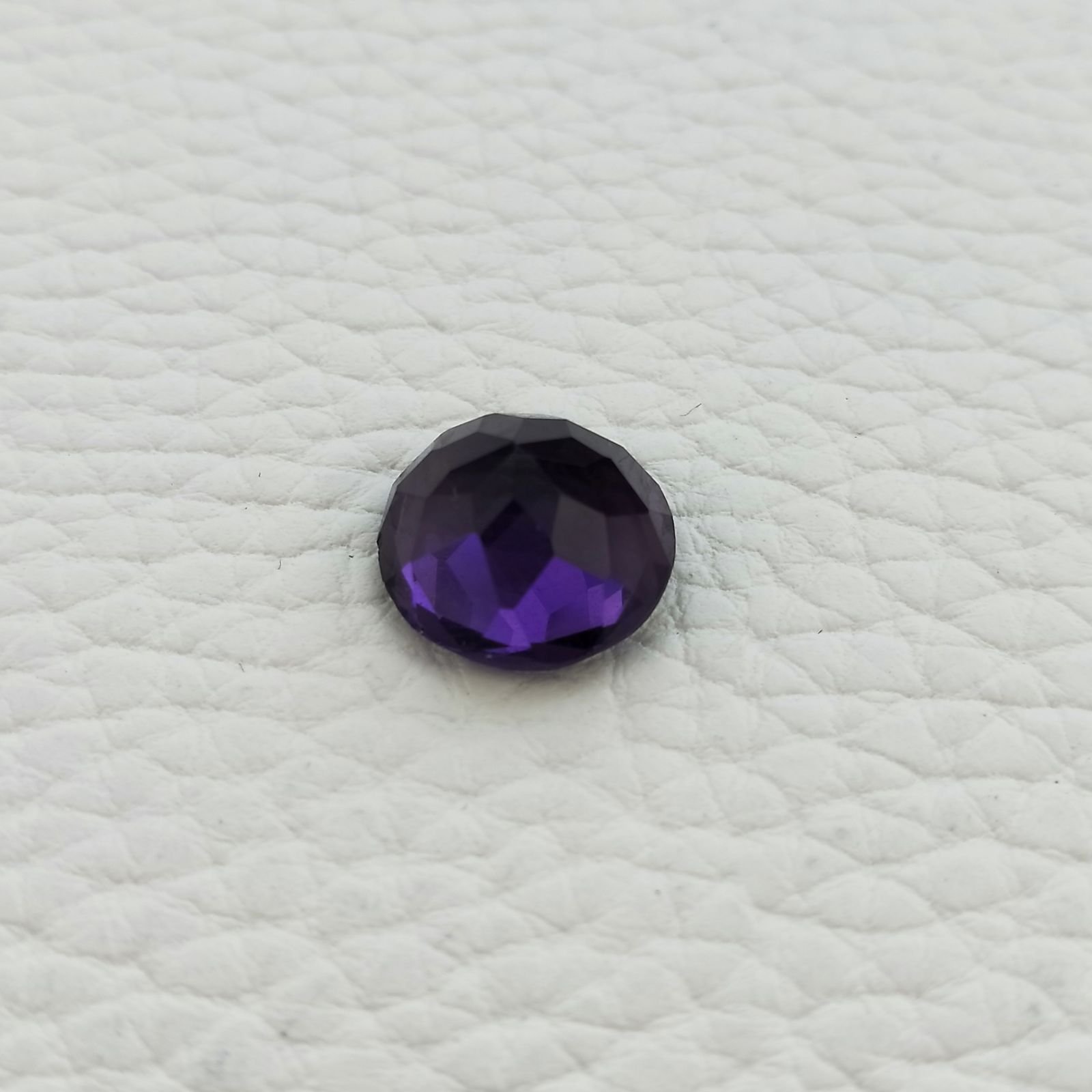 Ametista Africana Idrotermale Taglio Tondo Sfaccettata a Mano Gemma Sciolta 13X13X8mm 7,10 Carati 1pz