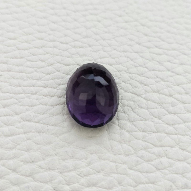 Ametista Africana Idrotermale Taglio Ovale Sfaccettata a Mano Gemma Sciolta 20X15X10mm 18,10 Carati 1pz