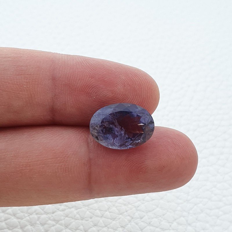 Gemma Sciolta di Iolite Naturale, Taglio Ovale Sfaccettato a Mano, 15x11x7 mm, 6,70 ct