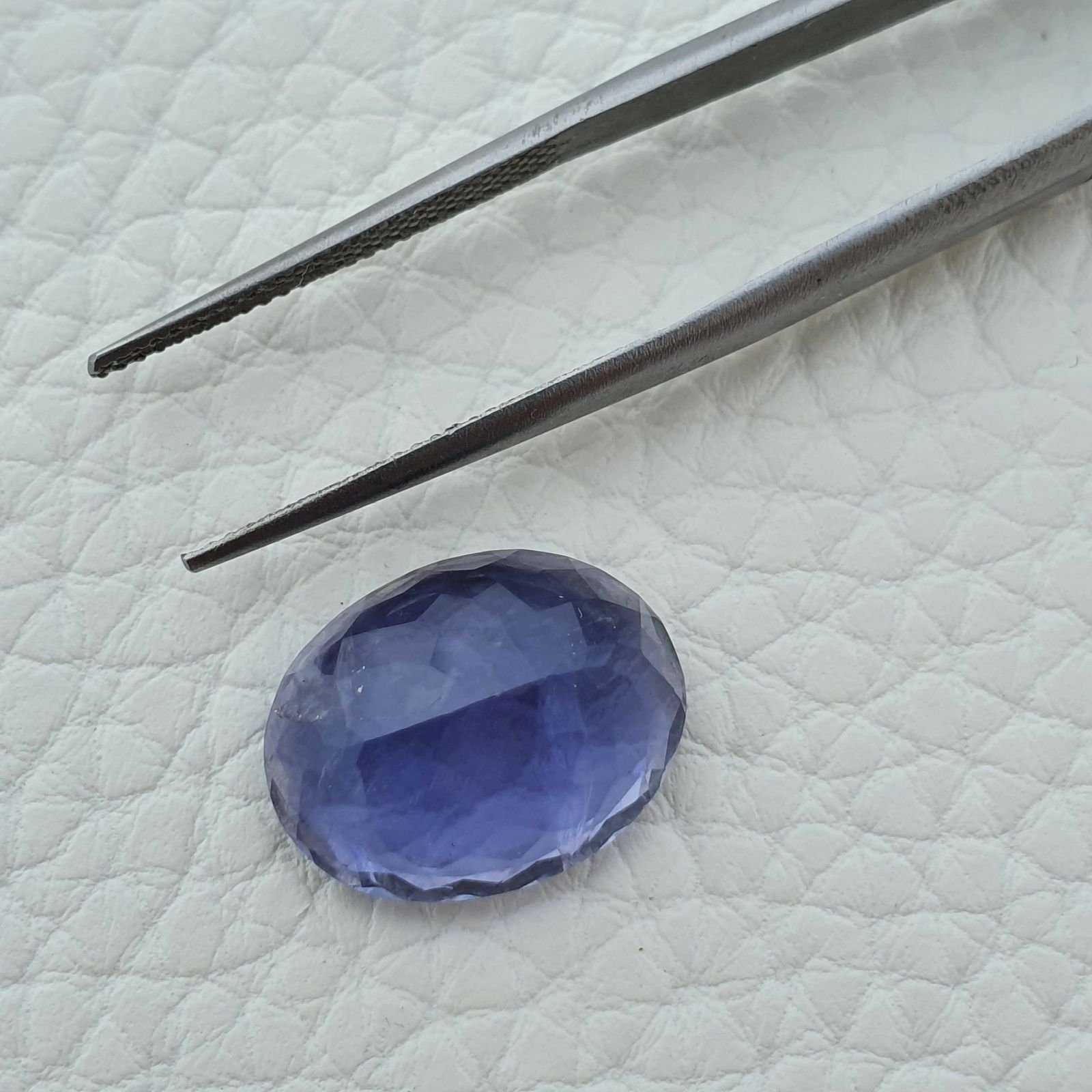 Iolite Naturale Taglio Ovale Sfaccettata Fatto a Mano Gemma Sciolta 16X12X7mm 9,25 Carati 1pz