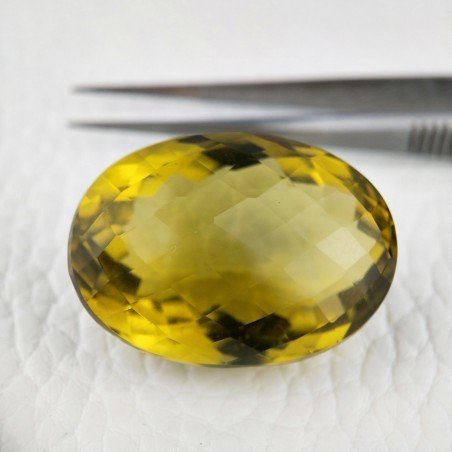 Topazio Limone Idrotermale Taglio Ovale Sfaccettata a Mano Gemma Sciolta 31X22X17mm 76,10 Carati 1pz