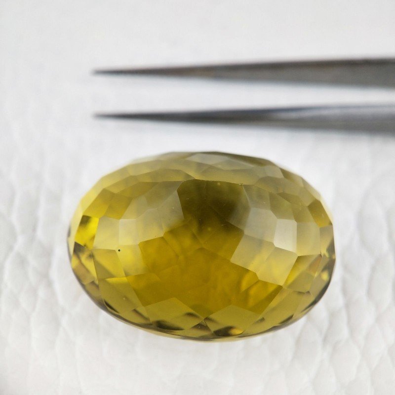Topazio Limone Idrotermale Taglio Ovale Sfaccettata a Mano Gemma Sciolta 31X24X18mm 78,70 Carati 1pz