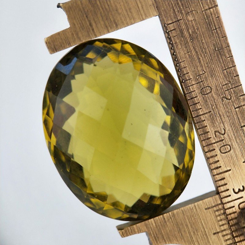 Topazio Limone Idrotermale Taglio Ovale Sfaccettata a Mano Gemma Sciolta 31X24X18mm 78,70 Carati 1pz