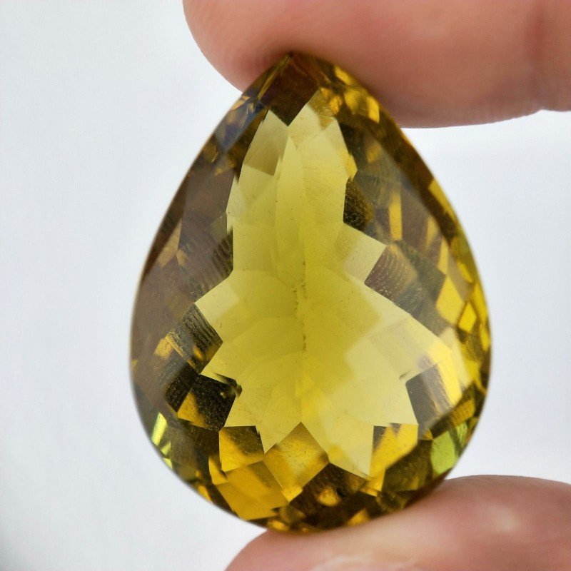 Topazio Limone Idrotermale Taglio Goccia Sfaccettata a Mano Gemma Sciolta 32X24X18mm 73,45 Carati 1pz