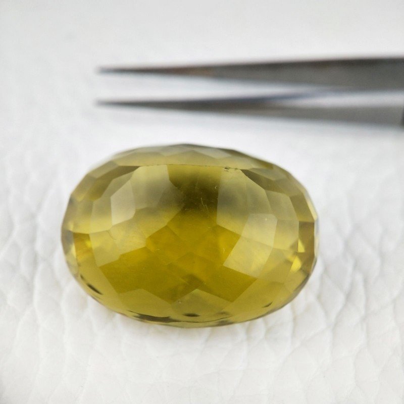 Topazio Limone Idrotermale Taglio Ovale Sfaccettata a Mano Gemma Sciolta 28X23X16mm 68,30 Carati 1pz