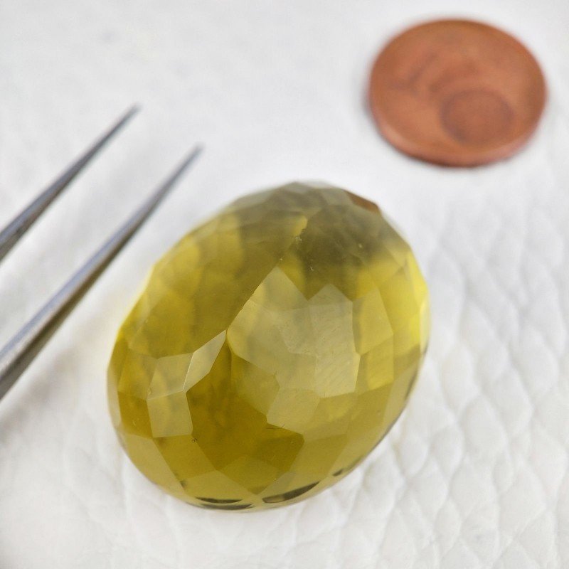 Topazio Limone Idrotermale Taglio Ovale Sfaccettata a Mano Gemma Sciolta 28X23X16mm 68,30 Carati 1pz