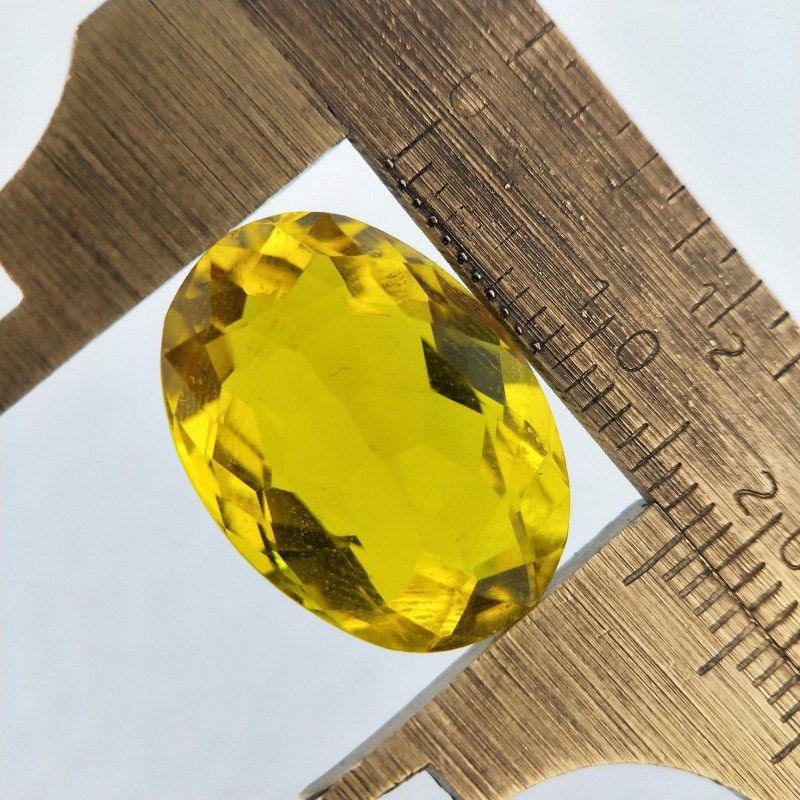 Quarzo Limone Idrotermale Taglio Ovale Sfaccettata a Mano Gemma Sciolta 18X13X8mm 12,15 Carati 1pz