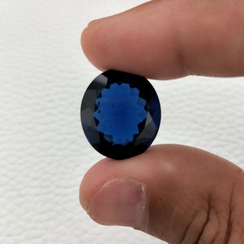 Tanzanite Idrotermale Taglio Ovale Sfaccettata a Mano Gemma Sciolta 19X17X10mm 18,30 Carati 1pz