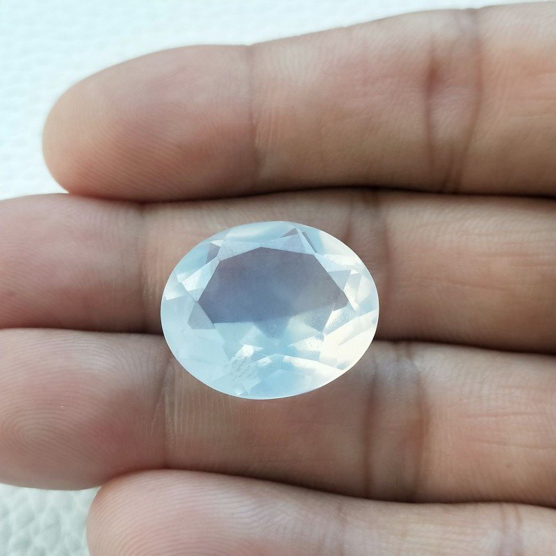 Opale Idrotermale Taglio Ovale Sfaccettata a Mano Gemma Sciolta 21X18X10mm 22,60 Carati 1pz