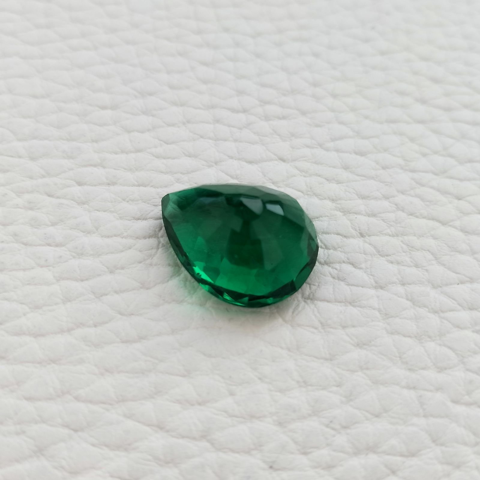 Quarzo Verde Idrotermale Forma Gocce Sfaccettato A Mano 18X14X8mm 13,20 Carati 1pz