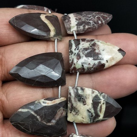Diaspro Zebrato Naturale Perline Forma Punta Piatto Foro Laterale Sfaccettato A Mano