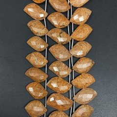 Diaspro Coquina Naturale Perline Forma Foglia Sfaccettata a Mano Piatto Foro Laterale