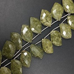 Serpentite Russa Naturale Perline Forma Foglia Sfaccettata a Mano Piatto Foro Laterale