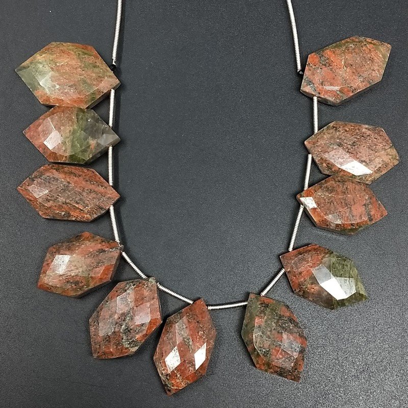 Unakite Naturale Perline Forma Rombo Piatto Foro Laterale Sfaccettato A Mano