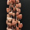 Rodonite Naturale Perline Forma Triangolo Piatto Foro Laterale Sfaccettato A Mano