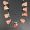 Rodonite Naturale Perline Forma Triangolo Piatto Foro Laterale Sfaccettato A Mano