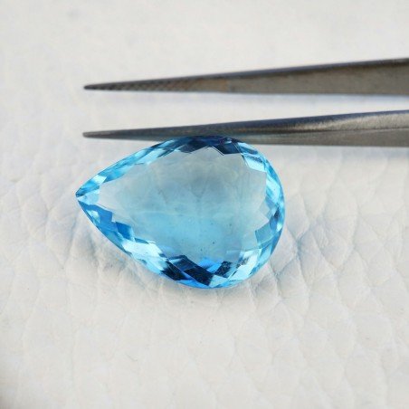 Acquamarina Idrotermale Taglio Goccia Sfaccettata a Mano Gemma Sciolta 20X15X7mm 12,15 Carati 1pz