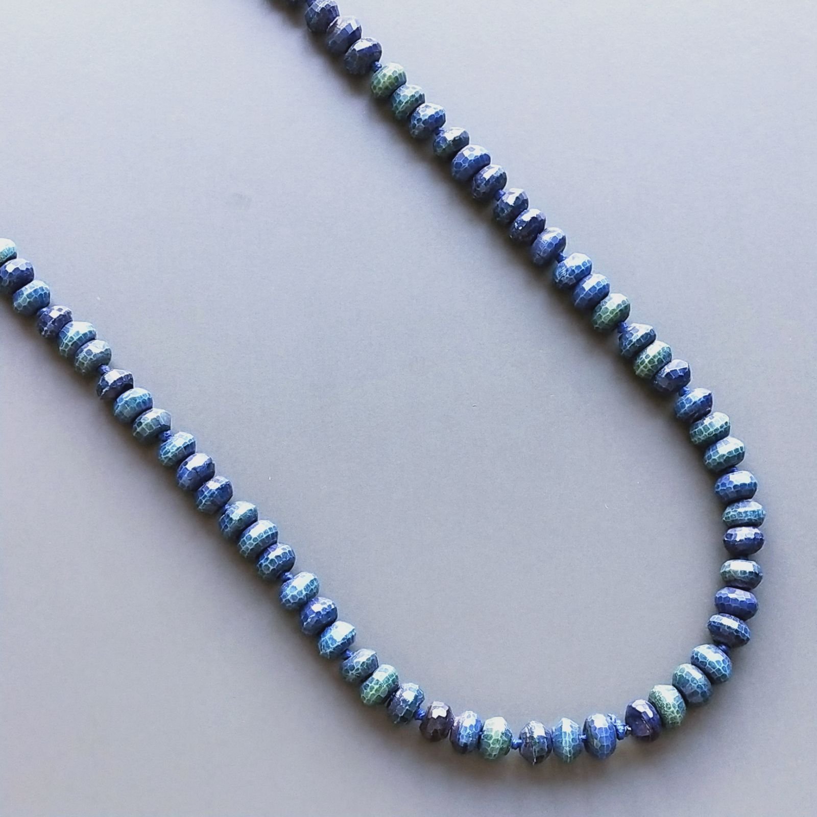 Collana Annodato di Agata Blu Tondo Sfaccetato 08mm
