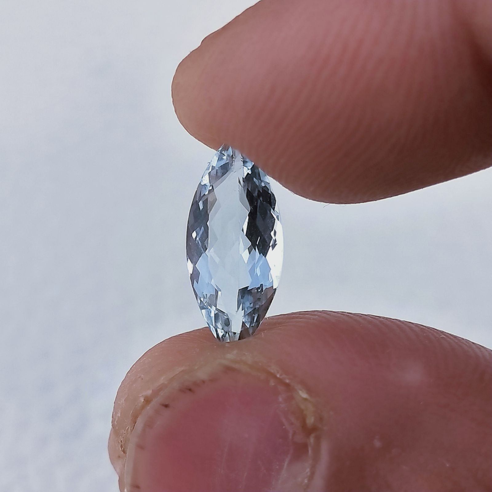 Acquamarina Naturale Taglio Marquise Sfaccettata Fatto a Mano Gemma Sciolta 14X6X4mm 2,00 Carati 1pz