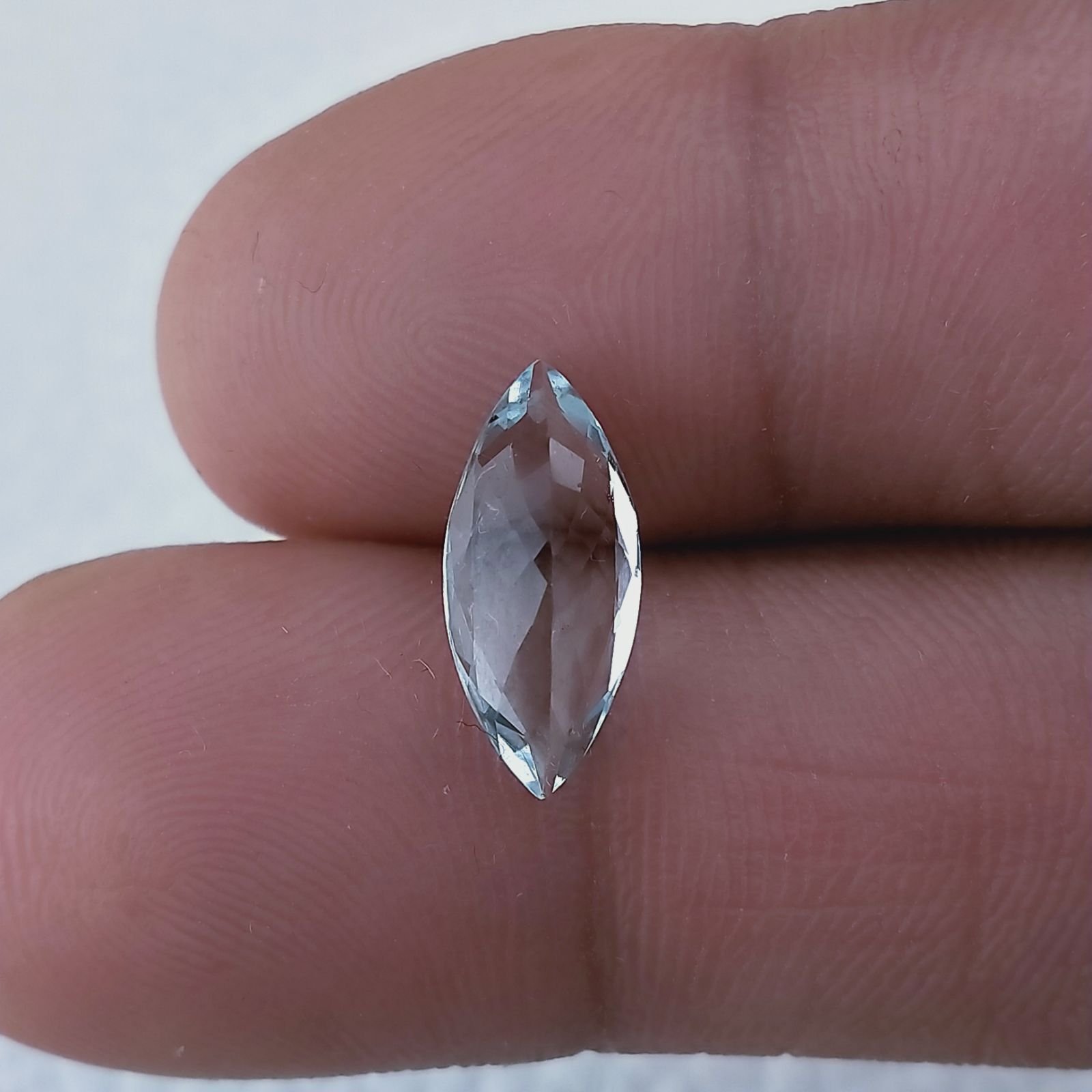 Acquamarina Naturale Taglio Marquise Sfaccettata Fatto a Mano Gemma Sciolta 14X6X4mm 2,00 Carati 1pz