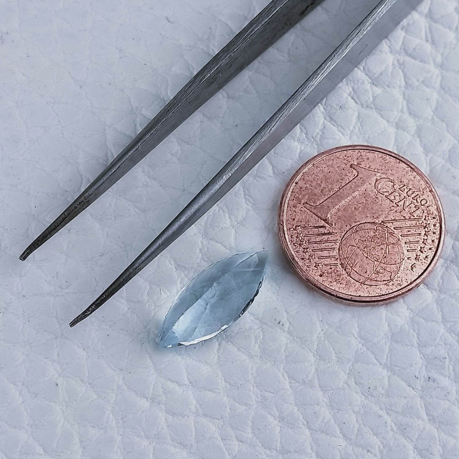Acquamarina Naturale Taglio Marquise Sfaccettata Fatto a Mano Gemma Sciolta 14X5X5mm 2,35 Carati 1pz