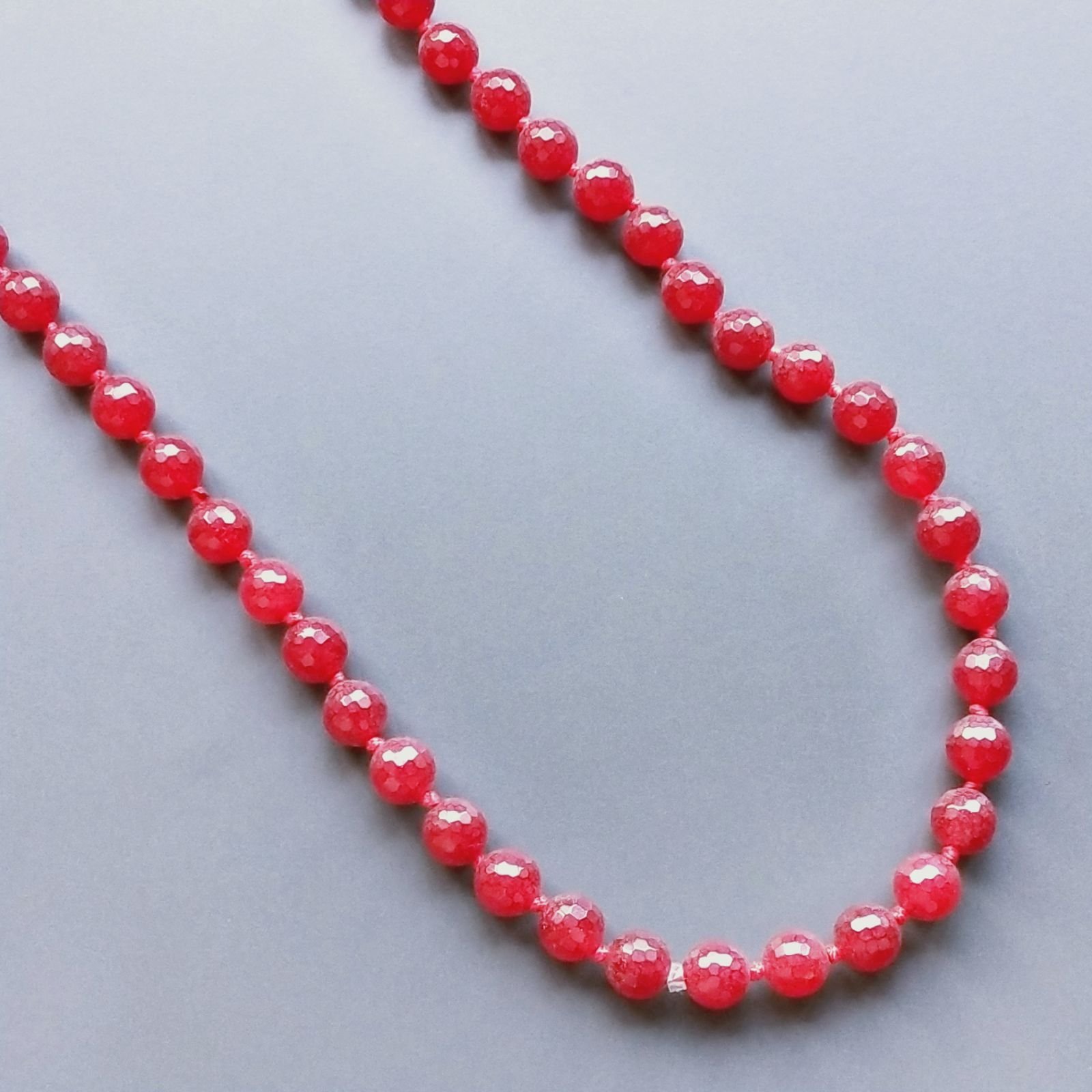 Collana Annodato di Agata Rubino Forma Tondo Sfaccettato 10mm Satinato